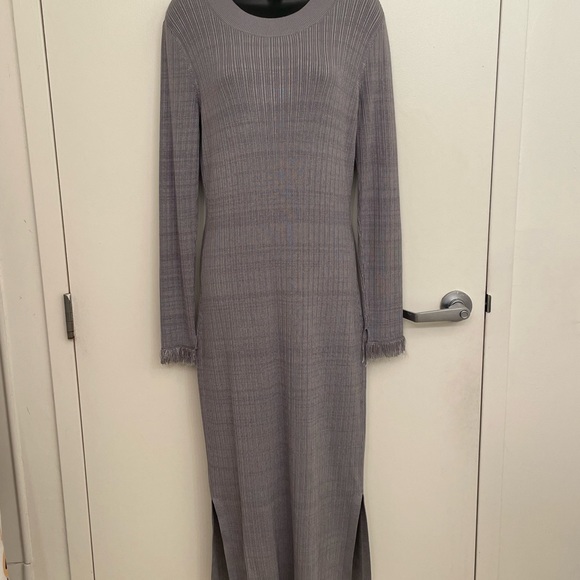 Grey knit dress - Picture 3 of 3
